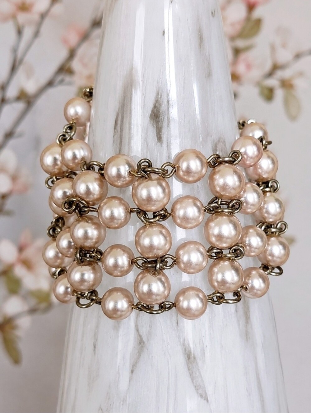 Champagne Creamy Pink Hue Faux Pearl Bracelet Gold Tone Vintage Rosary Style